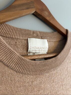 Extra Fine Merino Wool Sweater - size M
